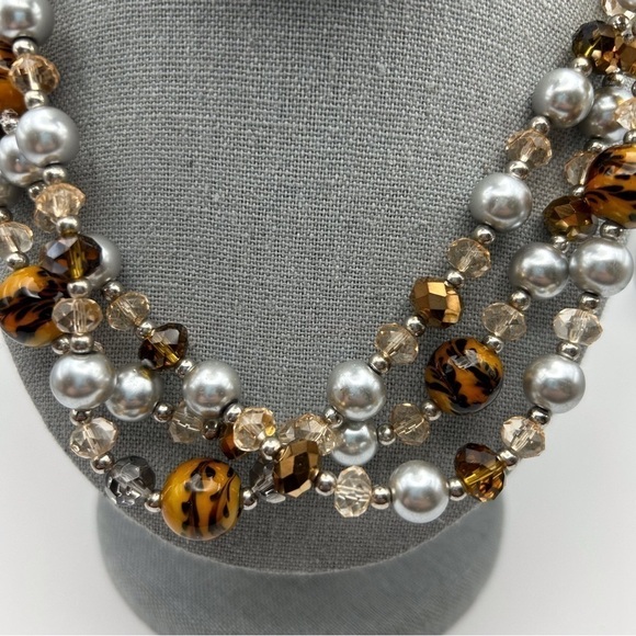 Silver Faux Pearl & Brown Leaf Filigree Painted Beaded Multilayered Necklace - Picture 2 of 8